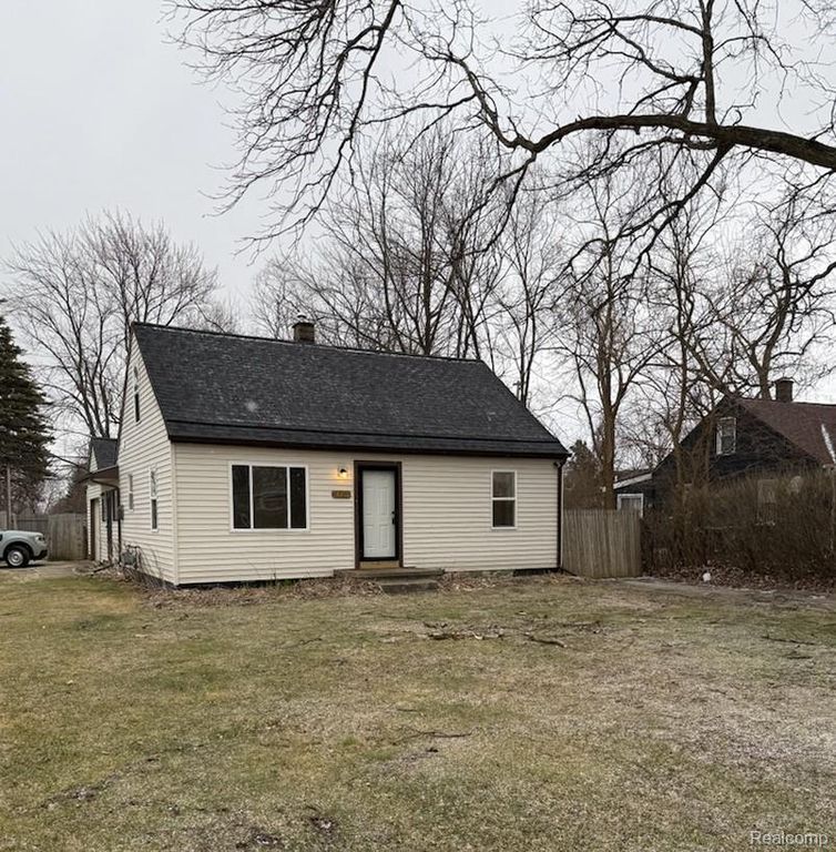 14405 Syracuse Street, Taylor, MI 48180