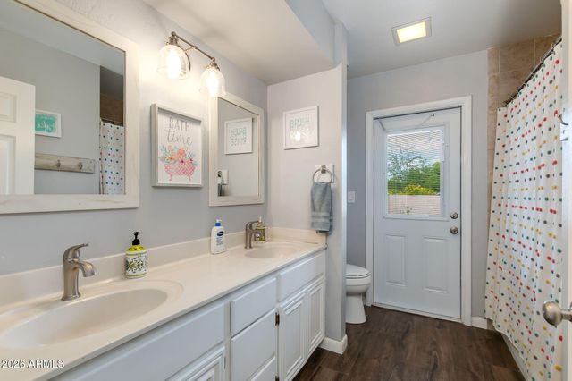 502 W SURREY Avenue, Phoenix, AZ 85029