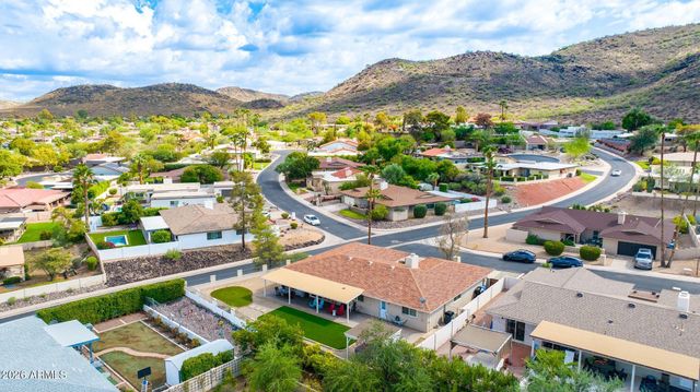 502 W SURREY Avenue, Phoenix, AZ 85029