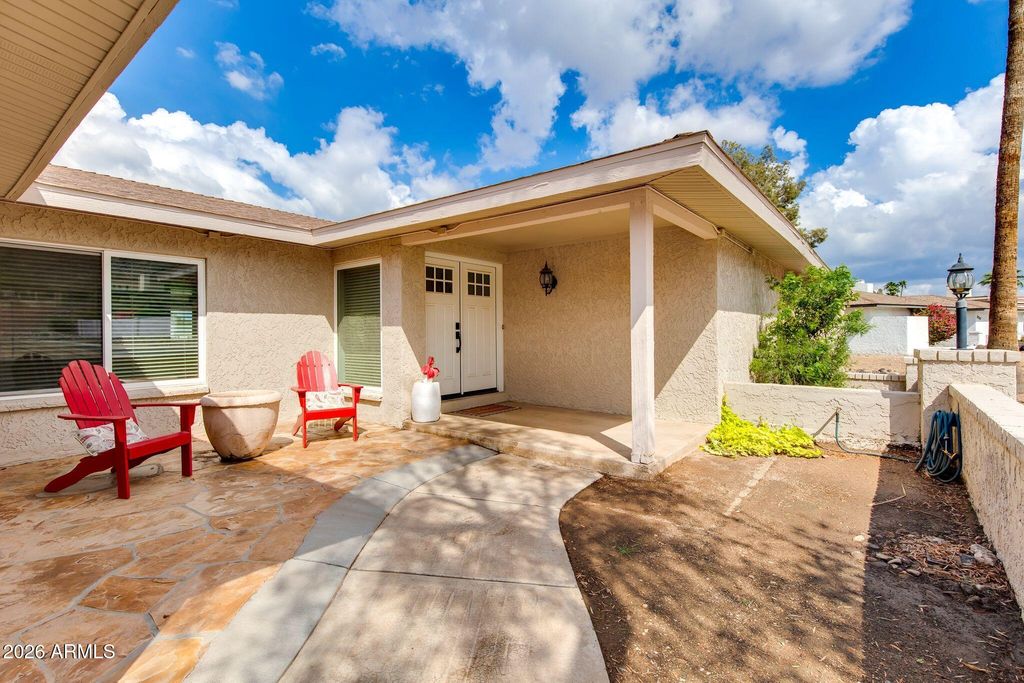 502 W SURREY Avenue, Phoenix, AZ 85029 — photo 2