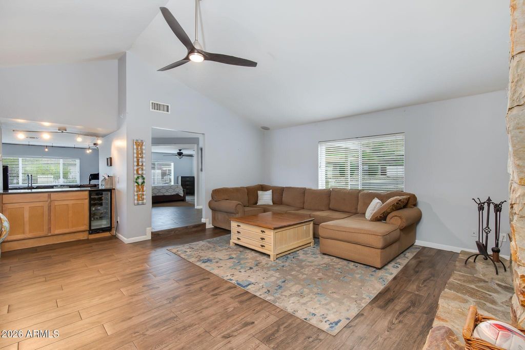 502 W SURREY Avenue, Phoenix, AZ 85029 — photo 5