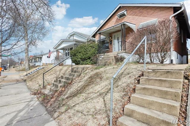 4021 Walsh Street, St Louis, MO 63116