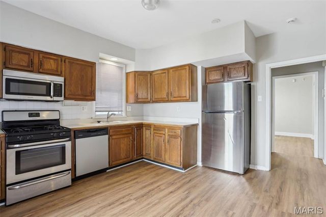 4021 Walsh Street, St Louis, MO 63116