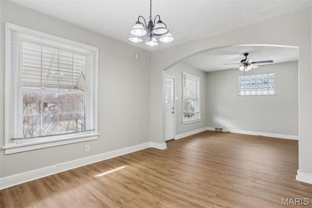 4021 Walsh Street, St Louis, MO 63116