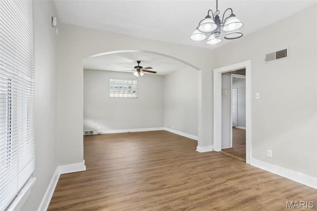 4021 Walsh Street, St Louis, MO 63116