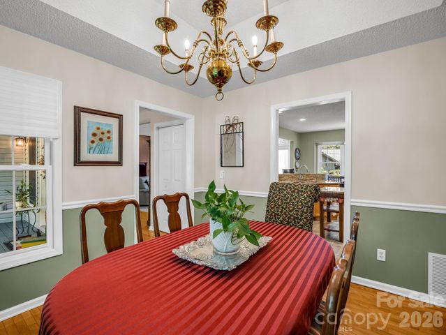 9 Kingfisher Lane, Mills River, NC 28759