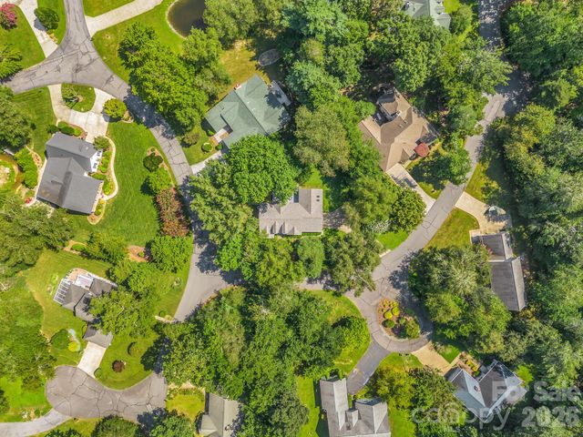9 Kingfisher Lane, Mills River, NC 28759