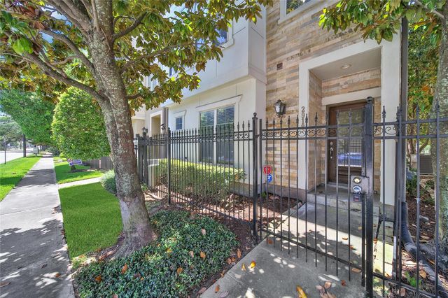 2918 Leeland Street, Houston, TX 77003