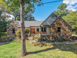 40 Oakmont Lane, Greeneville, TN 37743