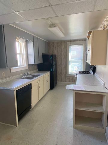 210 Park Avenue, Strawberry Point, IA 52076