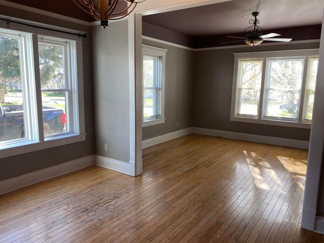 210 Park Avenue, Strawberry Point, IA 52076