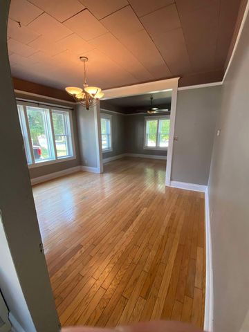 210 Park Avenue, Strawberry Point, IA 52076