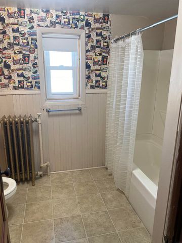 210 Park Avenue, Strawberry Point, IA 52076