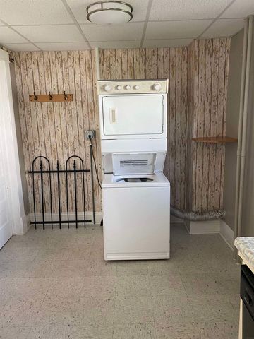 210 Park Avenue, Strawberry Point, IA 52076