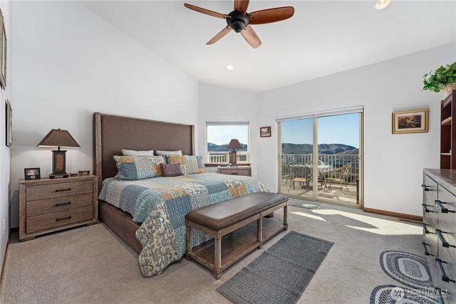 449 Lakayuse Road, Manson, WA 98831