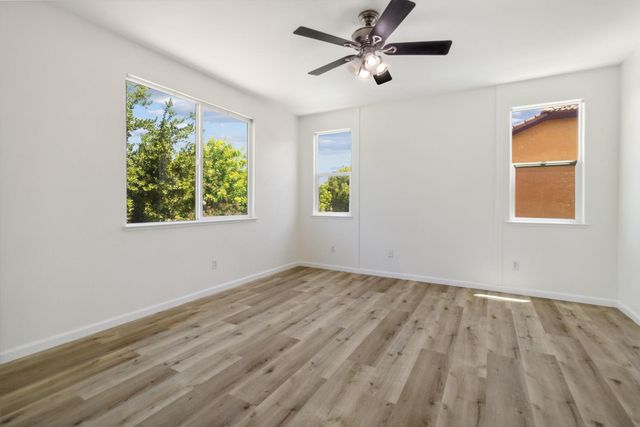 1015 Lucio St, Manteca, CA 95336