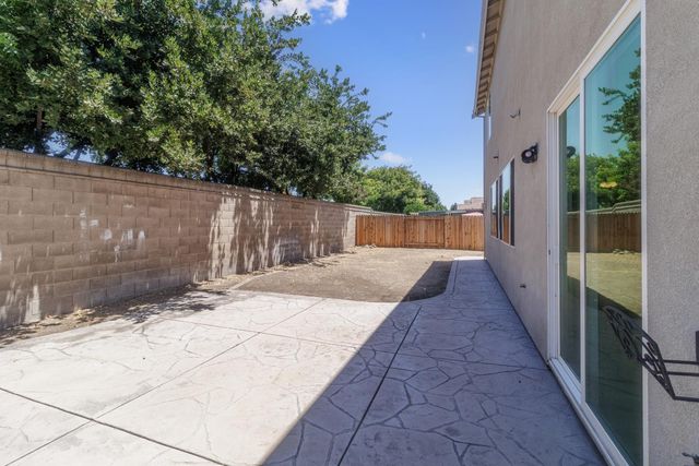 1015 Lucio St, Manteca, CA 95336