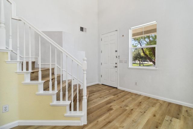 1015 Lucio St, Manteca, CA 95336