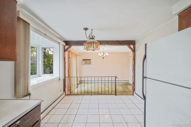 98 Rose Place, Selden, NY 11784