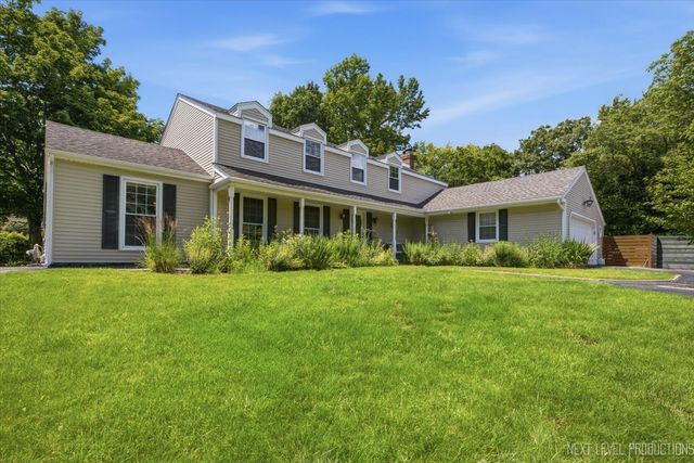 5N638 Jens Jensen Lane, St. Charles, IL 60175