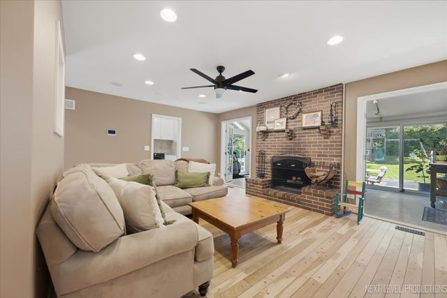 5N638 Jens Jensen Lane, St. Charles, IL 60175