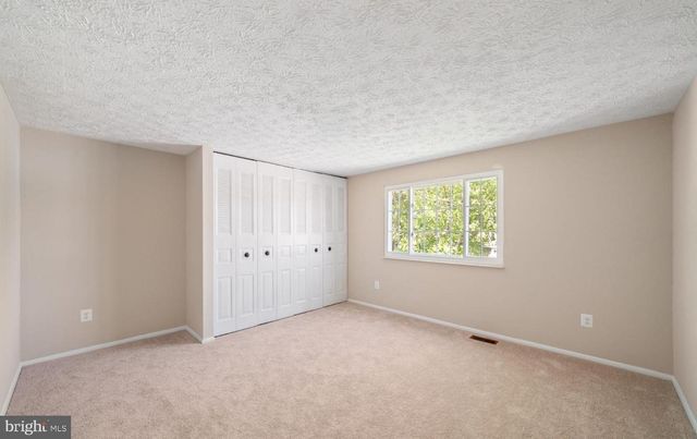 1103 BURWICK DR, Herndon, VA 20170