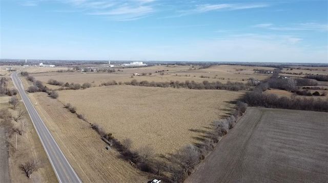 Lot 1 Chieftain Road, Tonganoxie, KS 66086