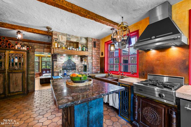 726 Westchester Road, Grosse Pointe Park, MI 48230
