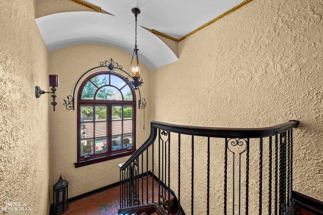 726 Westchester Road, Grosse Pointe Park, MI 48230