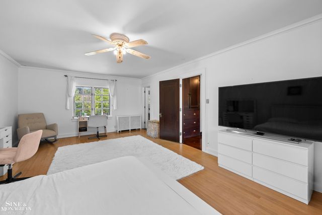 726 Westchester Road, Grosse Pointe Park, MI 48230