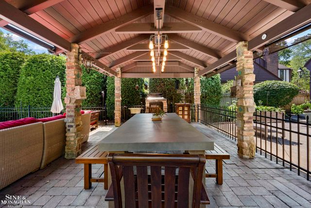 726 Westchester Road, Grosse Pointe Park, MI 48230