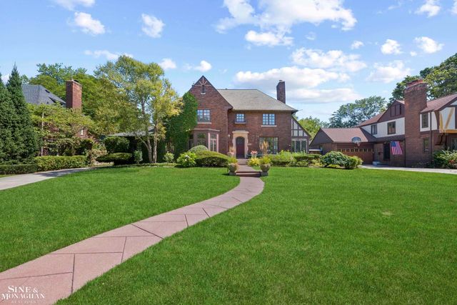 726 Westchester Road, Grosse Pointe Park, MI 48230