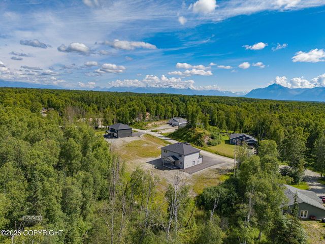 3060 W Wintergreen Drive, Wasilla, AK 99623