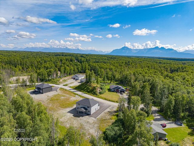 3060 W Wintergreen Drive, Wasilla, AK 99623