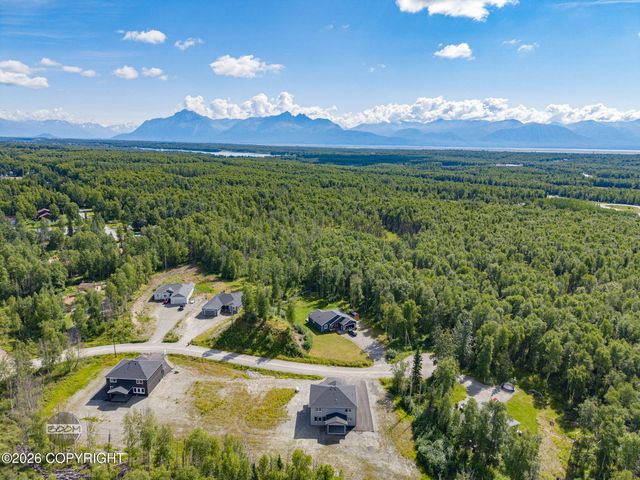 3060 W Wintergreen Drive, Wasilla, AK 99623