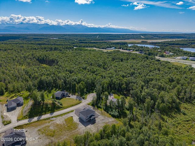 3060 W Wintergreen Drive, Wasilla, AK 99623