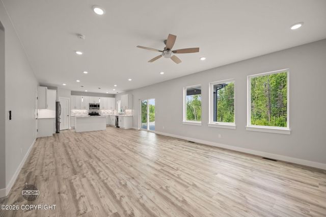 3060 W Wintergreen Drive, Wasilla, AK 99623