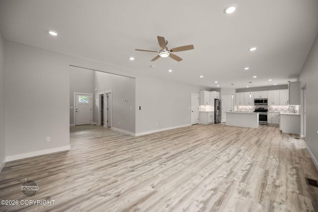 3060 W Wintergreen Drive, Wasilla, AK 99623