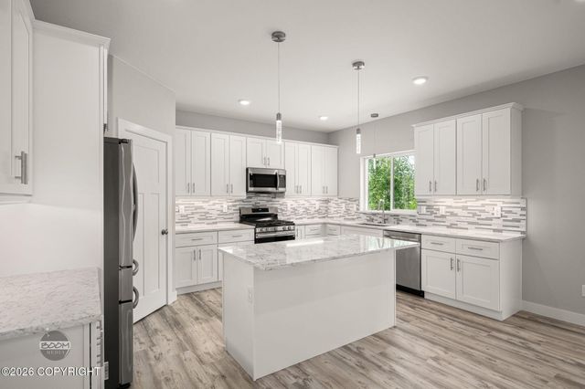 3060 W Wintergreen Drive, Wasilla, AK 99623
