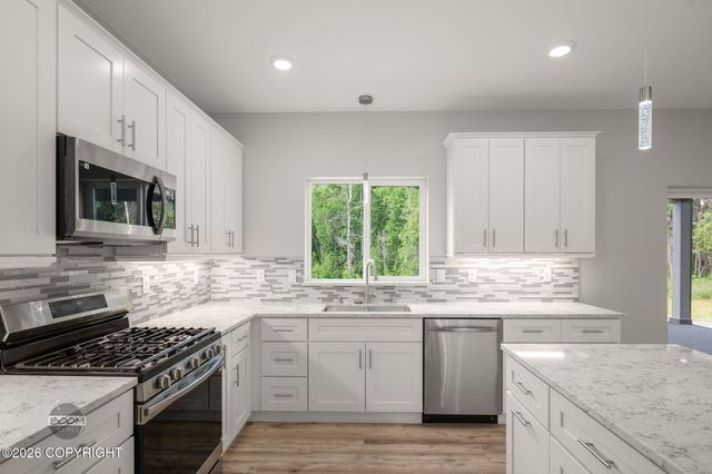 3060 W Wintergreen Drive, Wasilla, AK 99623