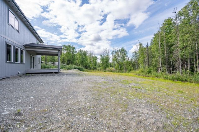 3060 W Wintergreen Drive, Wasilla, AK 99623