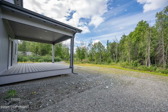 3060 W Wintergreen Drive, Wasilla, AK 99623