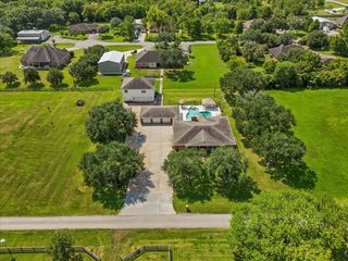 13221 Jamie Lane, Santa Fe, TX 77510