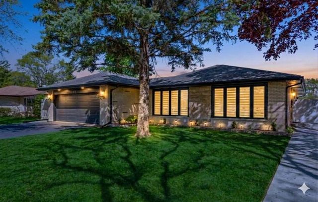 1535 Marshall Drive, Des Plaines, IL 60018
