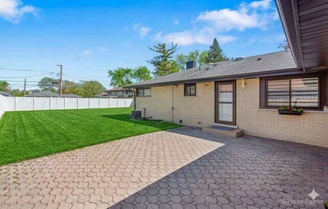 1535 Marshall Drive, Des Plaines, IL 60018