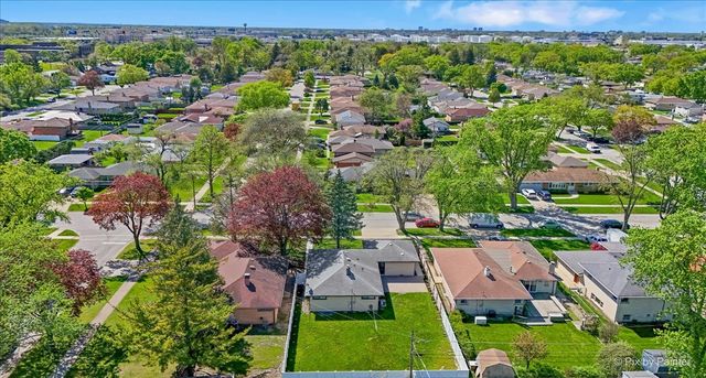 1535 Marshall Drive, Des Plaines, IL 60018