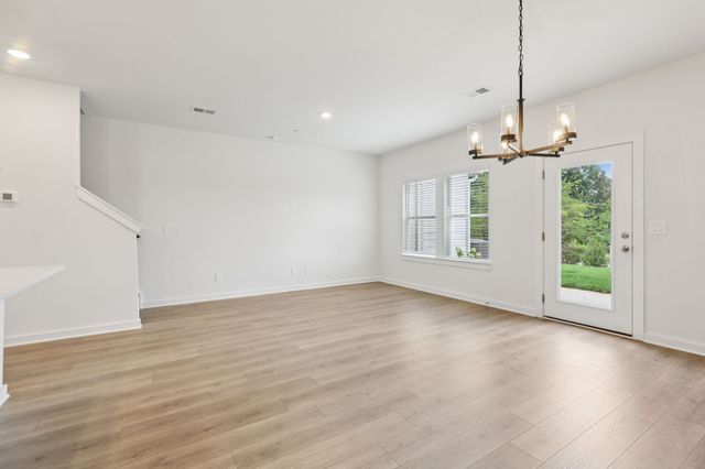 7113 Cedarcrest Lane, Fairview, TN 37062