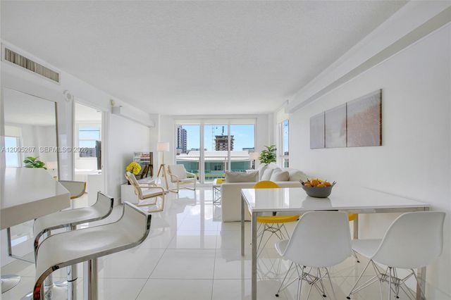 6917 Collins Ave 820, Miami Beach, FL 33141