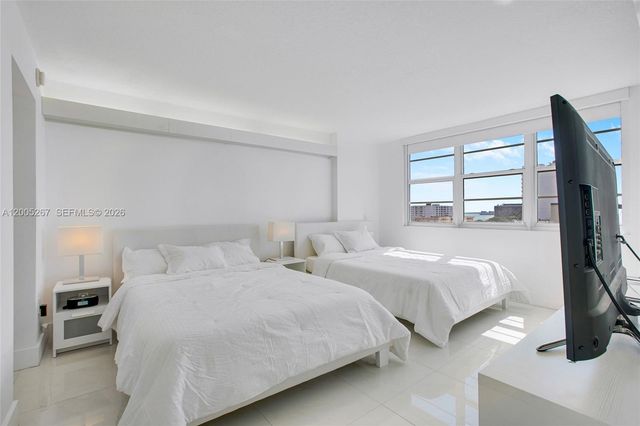 6917 Collins Ave 820, Miami Beach, FL 33141