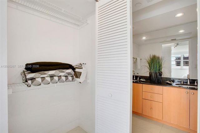 6917 Collins Ave 820, Miami Beach, FL 33141